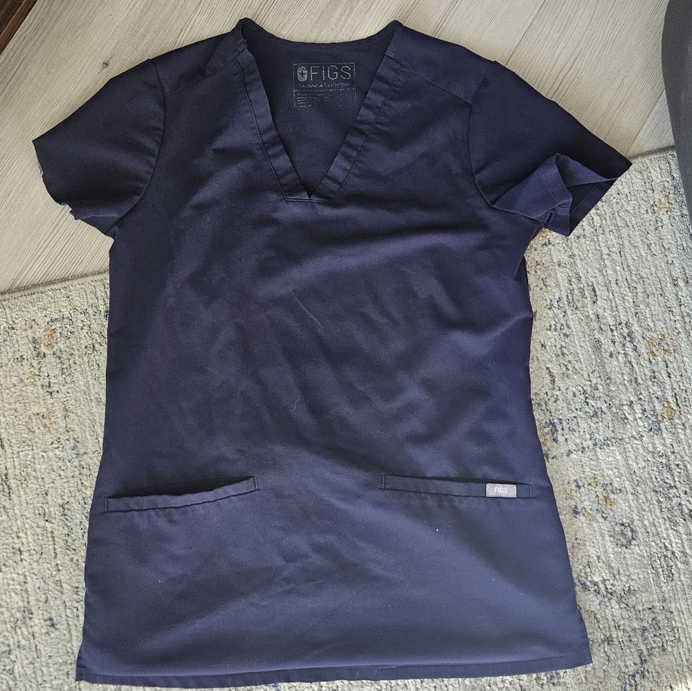 Figs Women's Navy Blue Scrub Top Xsmall
